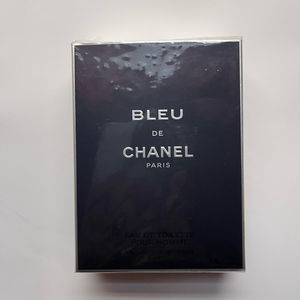 CHANEL Bleu Eau de Toilette Spray